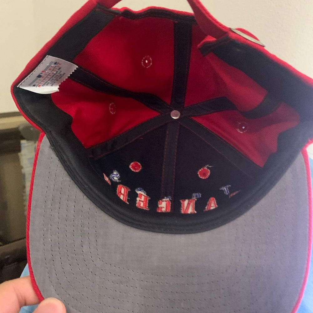 Texas Rangers Hat - Picture 2 of 3